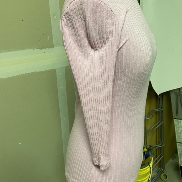Pink long sleeve ribbed stretchy top - Picture 1 of 5